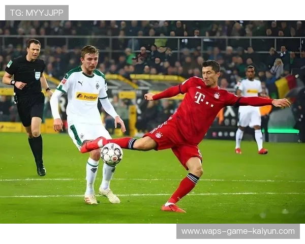 拜仁锋线在比赛中持续提供亮点 拜仁锋线在比赛中持续提供亮点